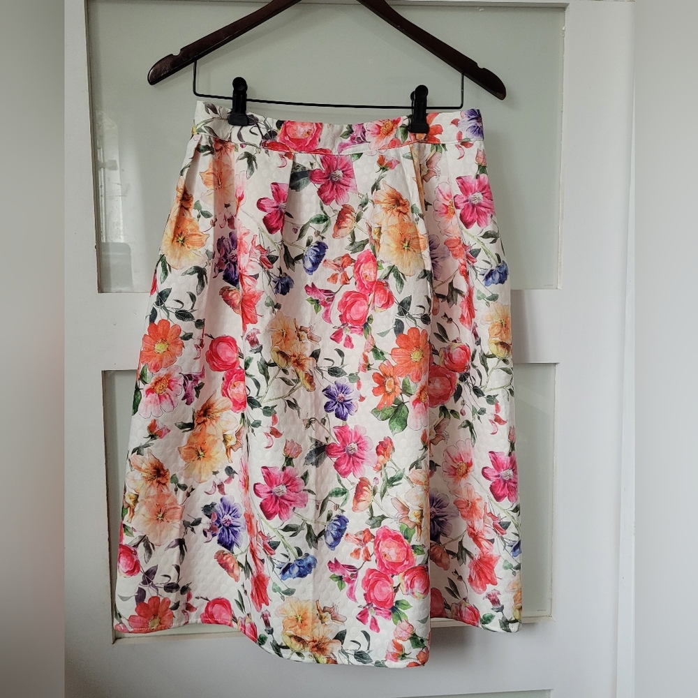 Romeo and Juliet Skirt Size L Junior Size